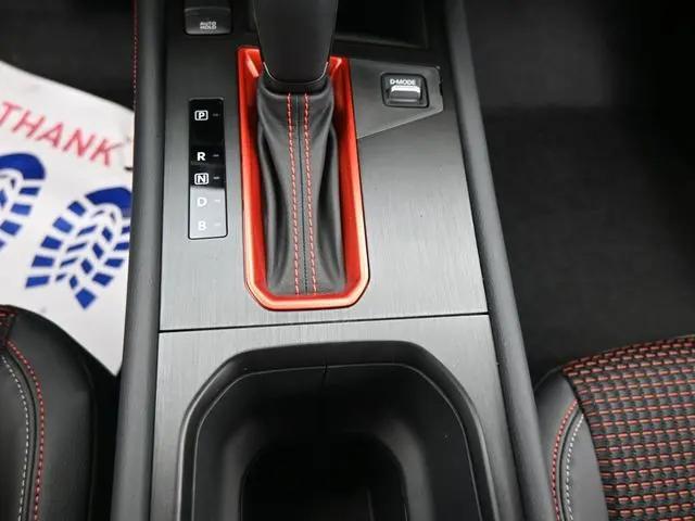 2025 Nissan Kicks SR FWD