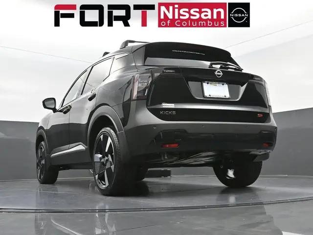 2025 Nissan Kicks SR FWD