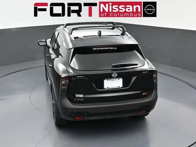 2025 Nissan Kicks SR FWD