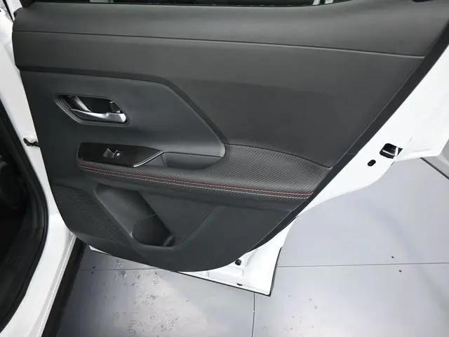 2025 Nissan Kicks SR Intelligent AWD