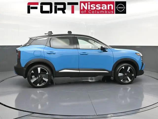 2025 Nissan Kicks SR FWD