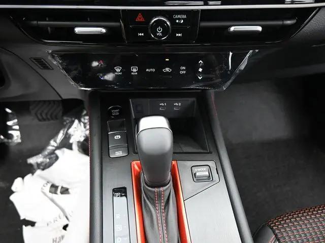 2025 Nissan Kicks SR Intelligent AWD