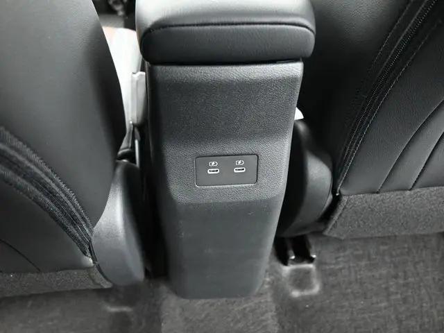 2025 Nissan Kicks SR Intelligent AWD