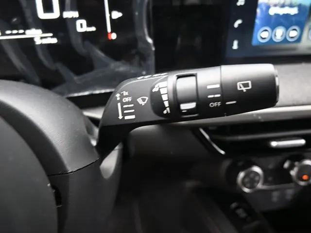 2025 Nissan Kicks SV Intelligent AWD