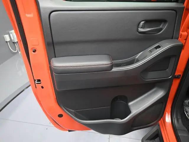 2026 Nissan Frontier Crew Cab PRO-4X 4x4