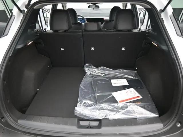 2025 Nissan Kicks SR FWD