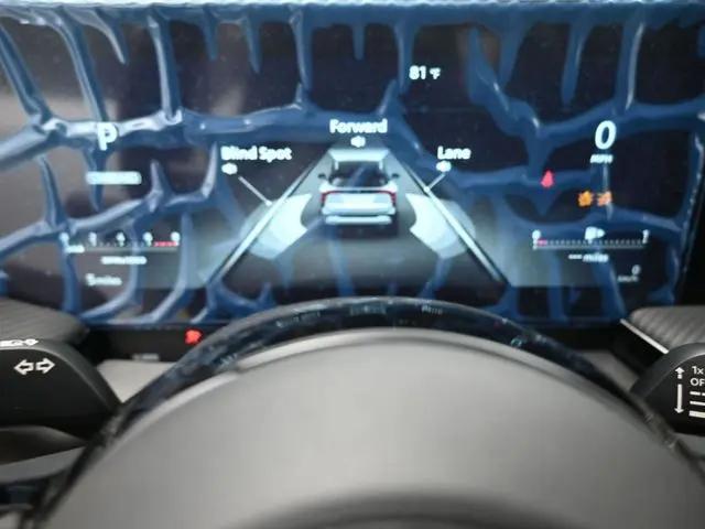 2025 Nissan Kicks SR FWD