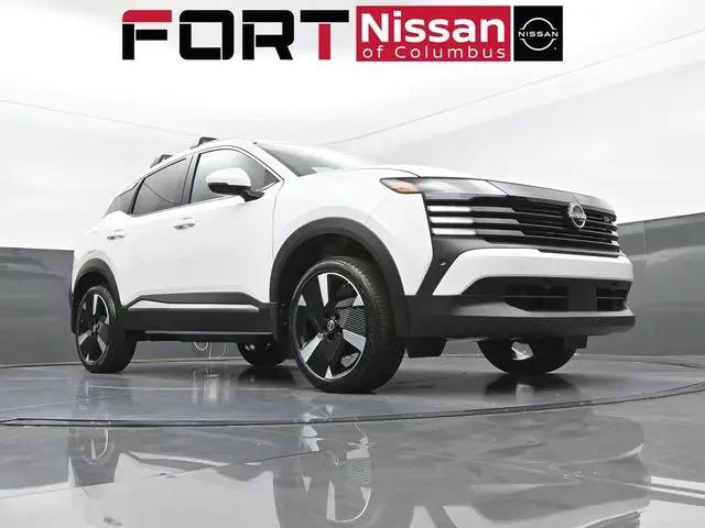2025 Nissan Kicks SR FWD