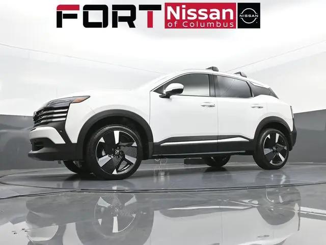 2025 Nissan Kicks SR FWD