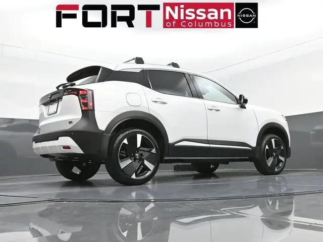 2025 Nissan Kicks SR FWD