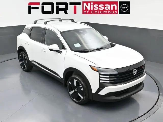 2025 Nissan Kicks SR FWD