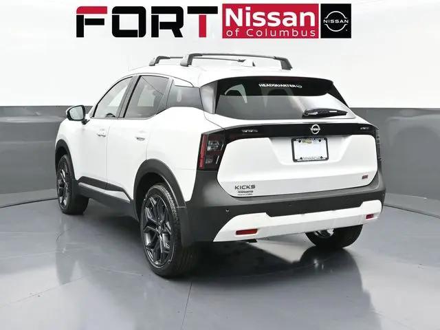 2025 Nissan Kicks SR FWD