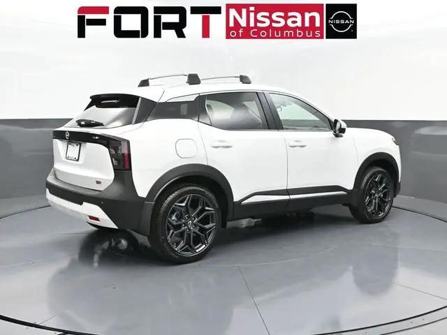 2025 Nissan Kicks SR FWD