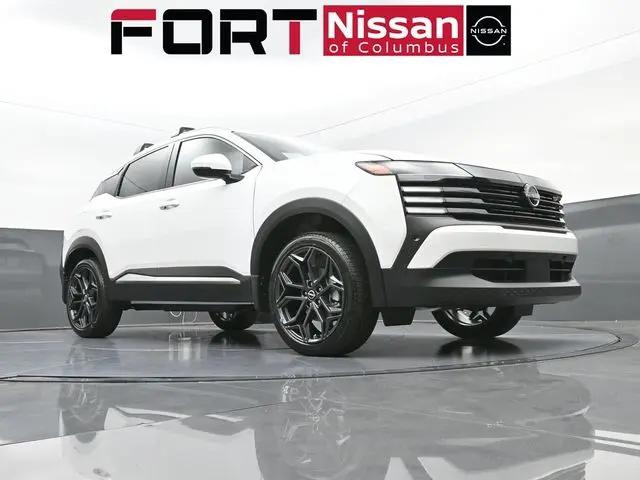 2025 Nissan Kicks SR FWD