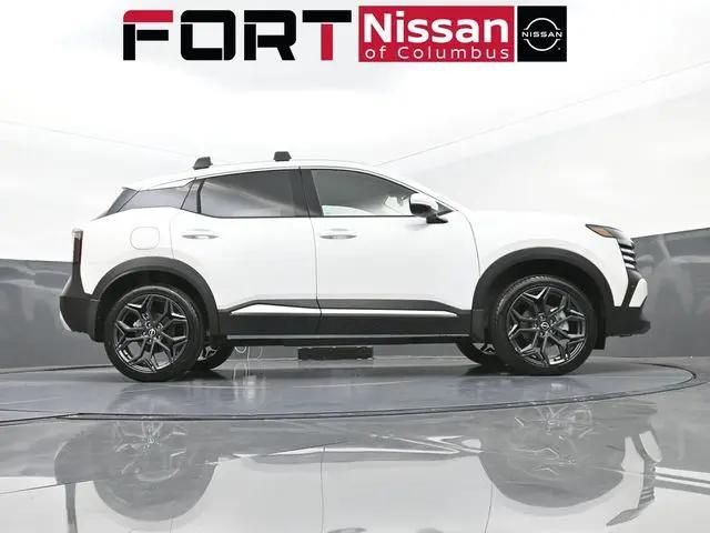 2025 Nissan Kicks SR FWD