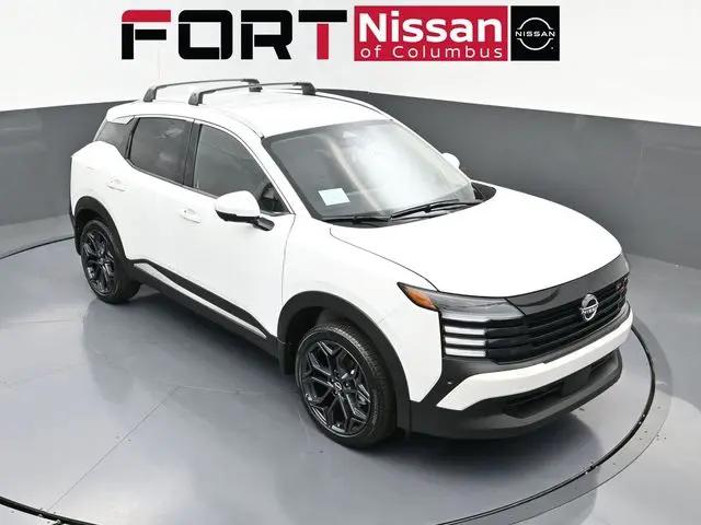 2025 Nissan Kicks SR FWD
