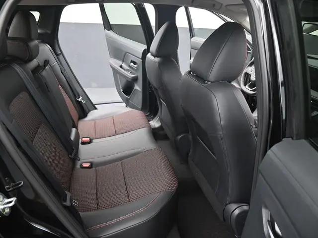 2025 Nissan Kicks SR FWD