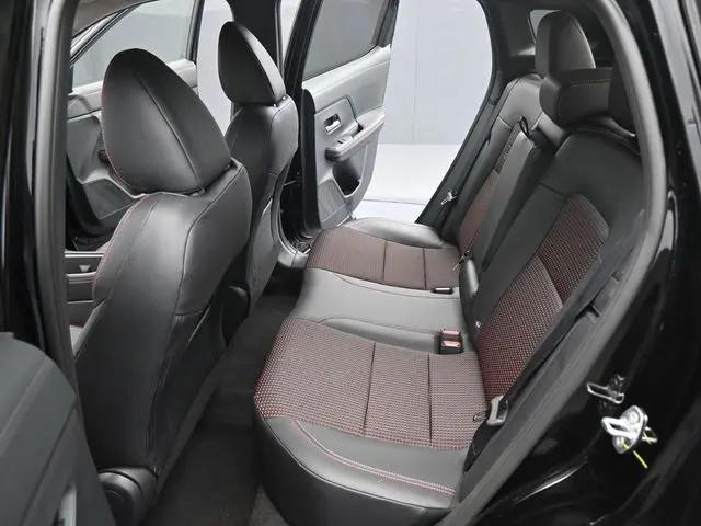2025 Nissan Kicks SR FWD