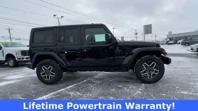 2026 Jeep Wrangler 4-Door Sahara 4x4