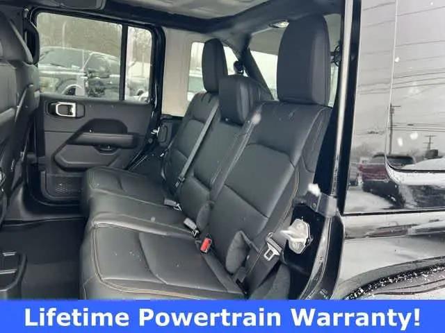 2026 Jeep Wrangler 4-Door Sahara 4x4