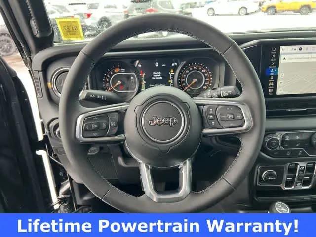 2026 Jeep Wrangler 4-Door Sahara 4x4