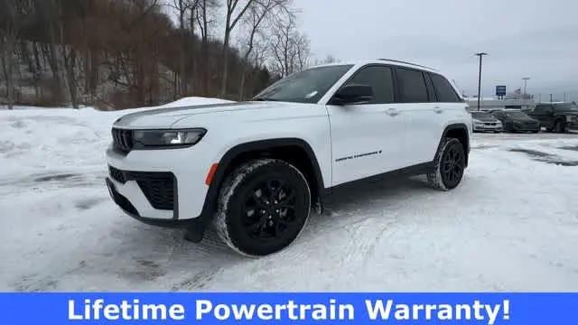 2026 Jeep Grand Cherokee Altitude 4x4