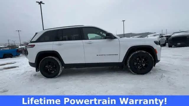 2026 Jeep Grand Cherokee Altitude 4x4