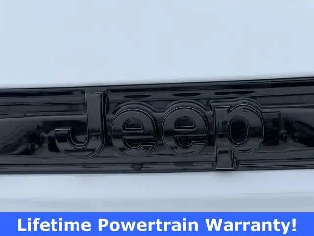 2026 Jeep Grand Cherokee Altitude 4x4