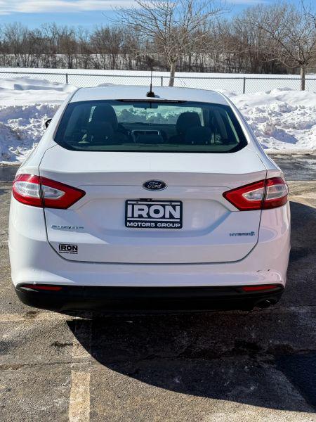 2015 Ford Fusion Hybrid S