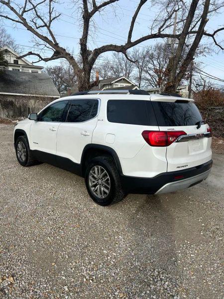 2019 GMC Acadia SLE-2