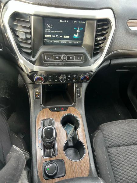 2019 GMC Acadia SLE-2