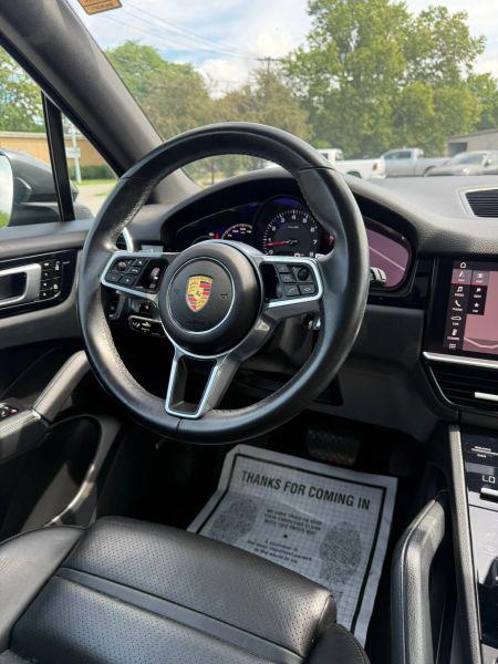 2021 Porsche Cayenne Base
