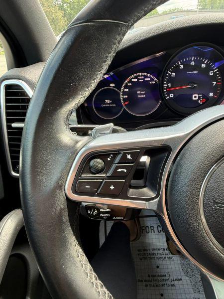 2021 Porsche Cayenne Base