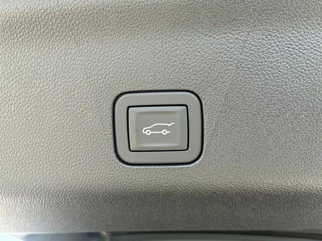 2026 Chevrolet Tahoe 4WD LT