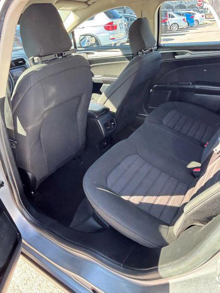 2020 Ford Fusion Hybrid SE