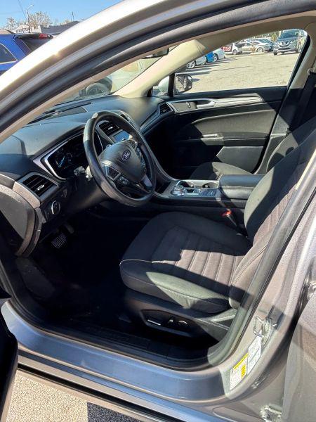 2020 Ford Fusion Hybrid SE