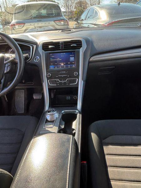2020 Ford Fusion Hybrid SE