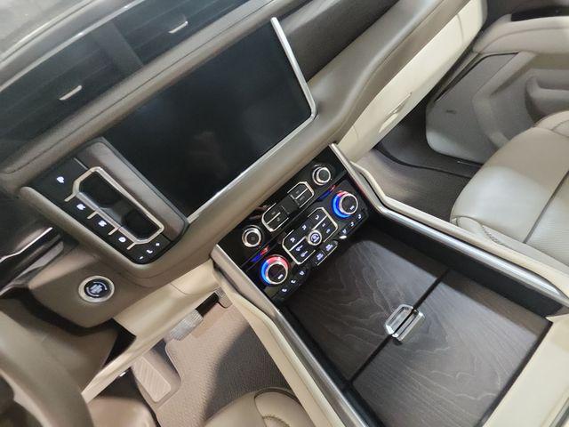 2022 GMC Yukon XL 4WD Denali