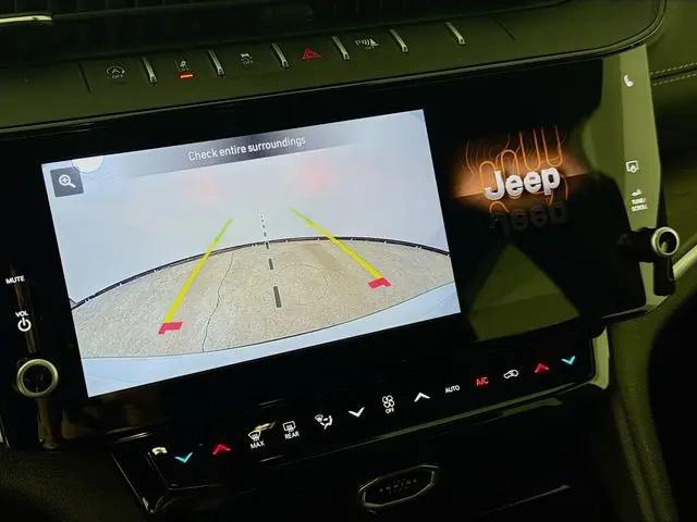 2026 Jeep Grand Cherokee L Altitude 4x4