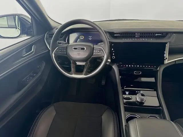 2026 Jeep Grand Cherokee L Altitude 4x4