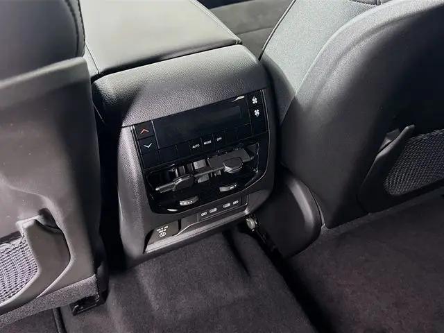 2026 Jeep Grand Cherokee L Altitude 4x4