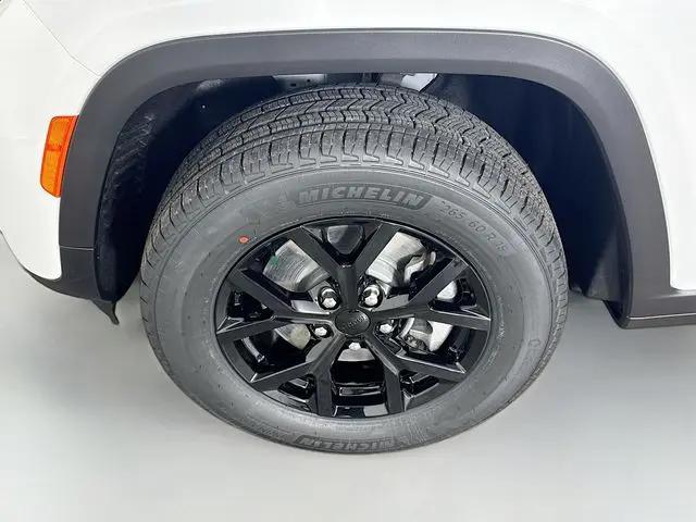 2026 Jeep Grand Cherokee L Altitude 4x4