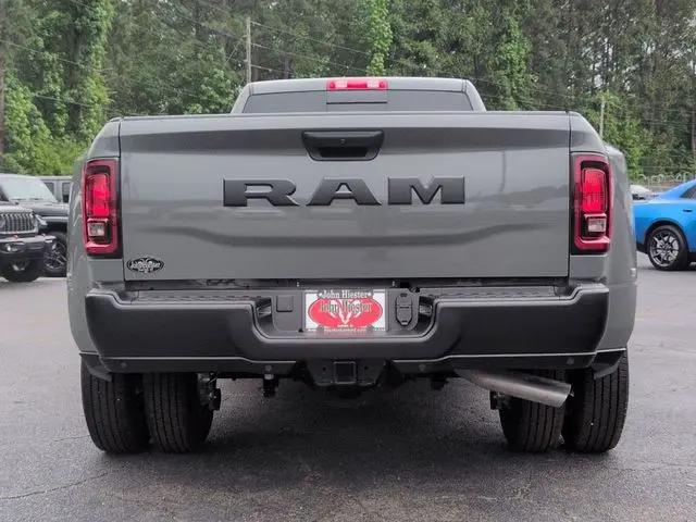 2026 Ram 3500 Tradesman Crew Cab 4x2 8' Box