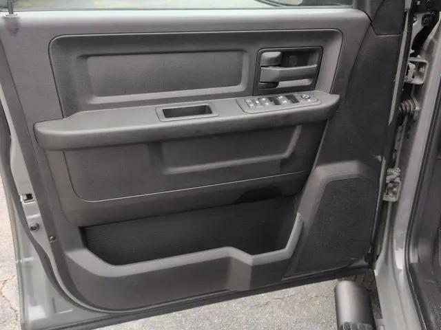2026 Ram 3500 Tradesman Crew Cab 4x2 8' Box