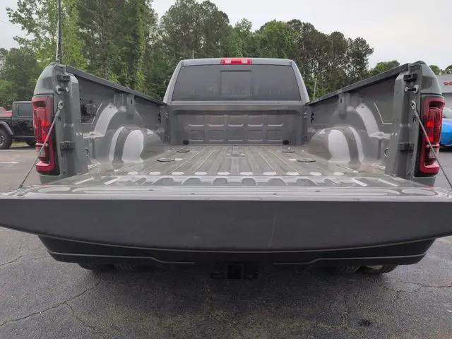 2026 Ram 3500 Tradesman Crew Cab 4x2 8' Box