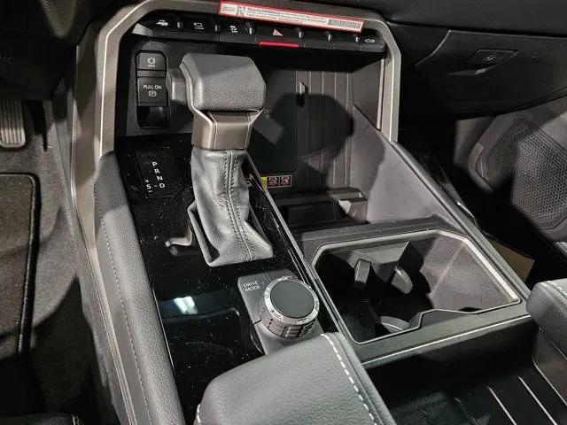 2026 Toyota Tundra Limited CrewMax 5.5' Bed
