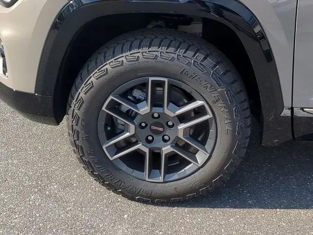 2026 GMC Terrain AWD AT4