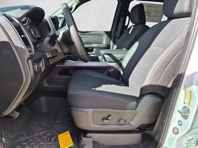2026 Ram 3500 Big Horn Crew Cab 4x4 8' Box