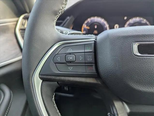 2026 Jeep Grand Cherokee L Altitude 4x2