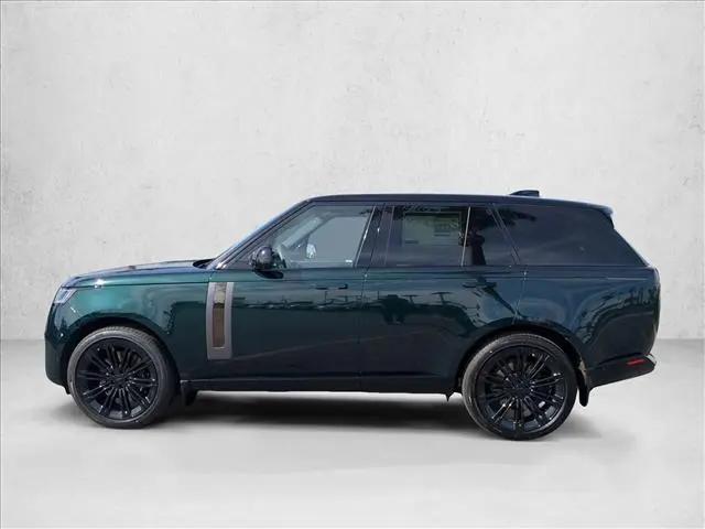 2026 Land Rover Range Rover P615 SV